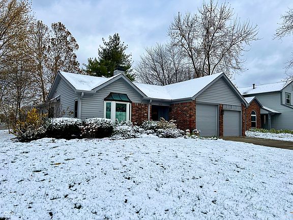 3rd image of 6826 Dunsany Ln