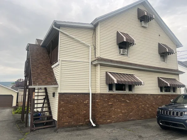104 Adams Ave Floor 2, Olyphant, PA 18447