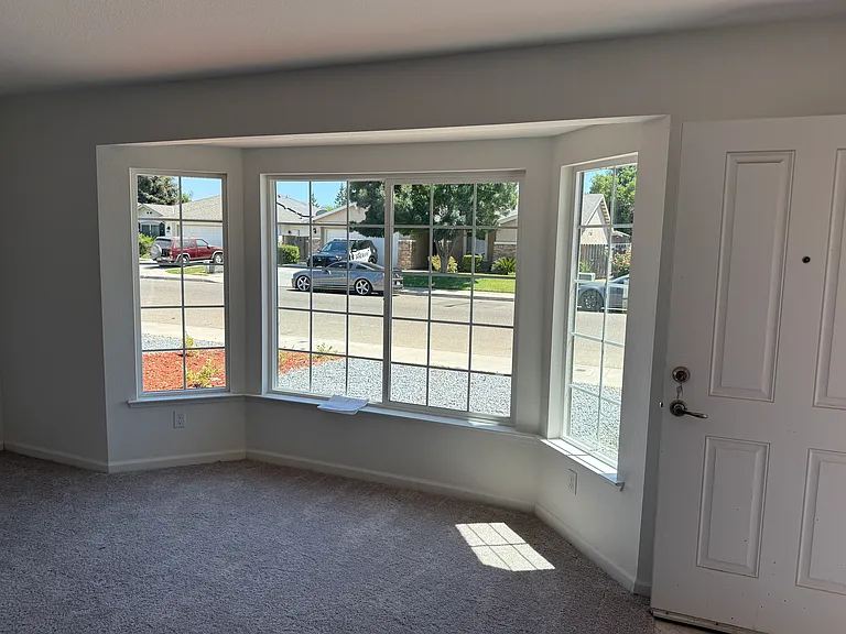 4384 W Vassar Ave — Photo 2