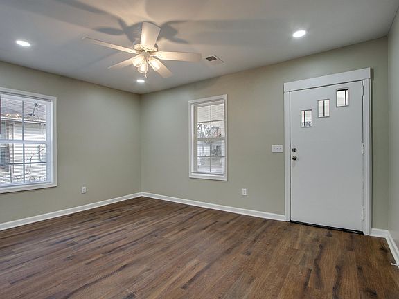 3rd image of 3248 Lyndale Ave