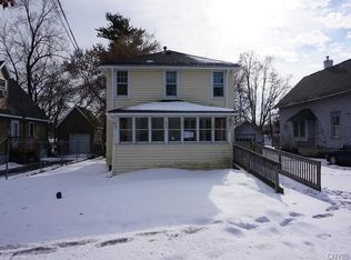 106 Wells Ave E, North Syracuse, NY 13212