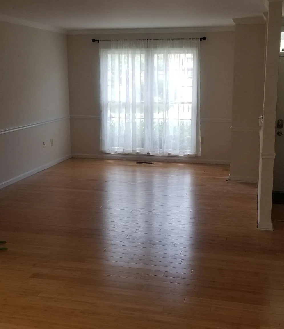 3 bed, 3.5 bath, 1532 sqft, $2,800 — Photo 3