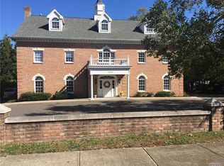 7 S Jersey Ave, East Setauket, NY 11733