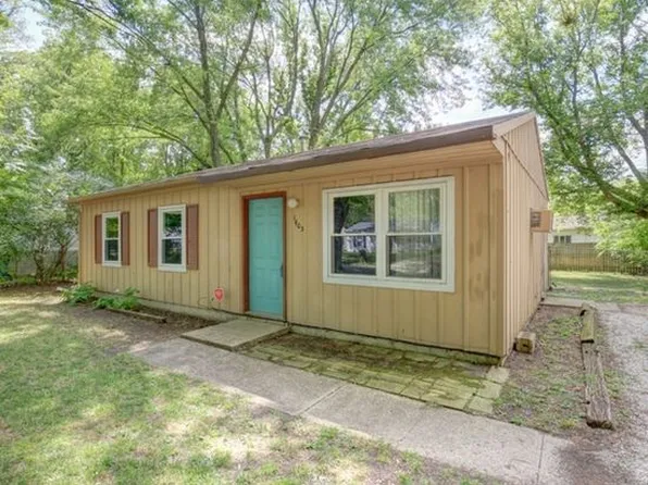 1403 Centennial Dr, Champaign, IL 61821
