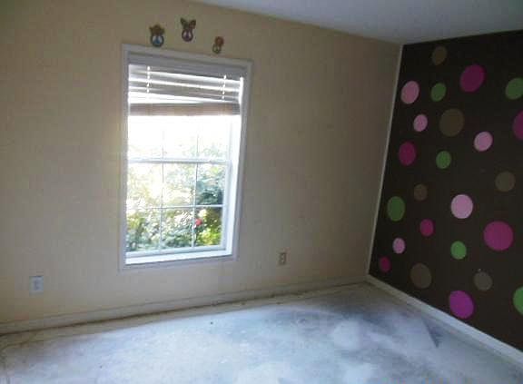 4th image of 1286 Vancouver Ave SE