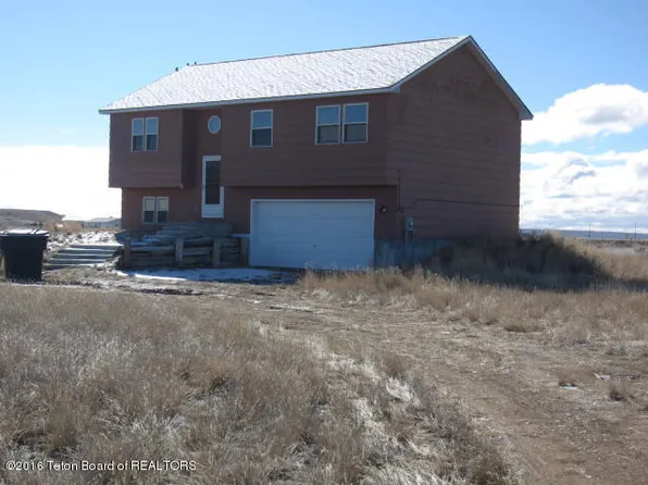 20 Sandy Ln, Boulder, WY 82923