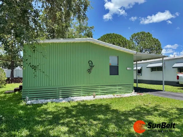 393 Hansom Pkwy, Sanford, FL 32773
