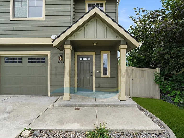 1622 E 3rd Ave #1 — Photo 32