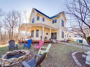 24250 Dunham Rd, Fieldon, IL 62031