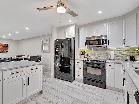 3rd image of 8051 Ambach Way #25-B