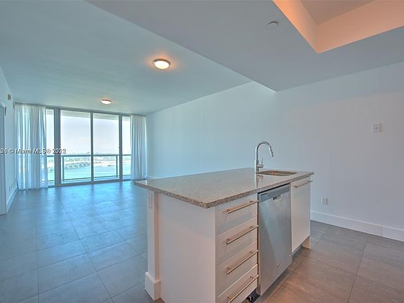 4th image of 888 Biscayne Blvd APT 3910