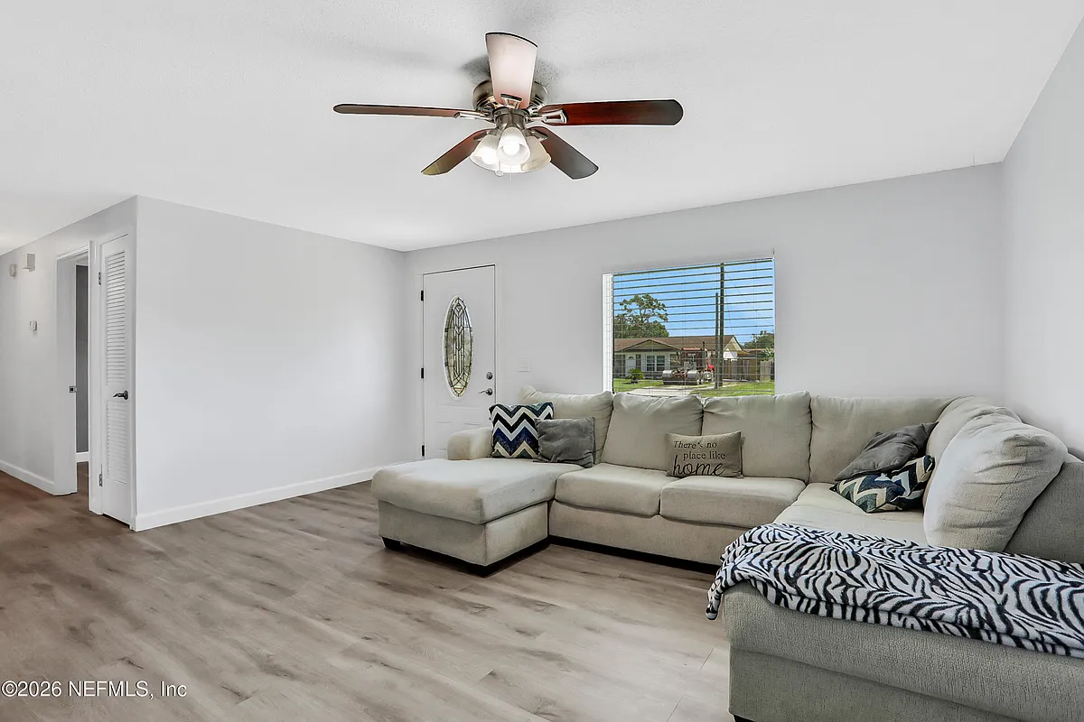 Building Photo - 7598 Pheasant Path Dr