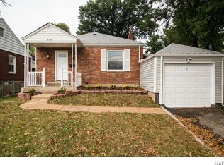 7137 Rhodes Ave, Saint Louis, MO 63123