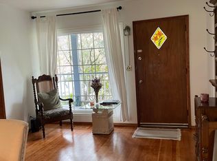 5543 SW Cameron Rd, Portland, OR 97221