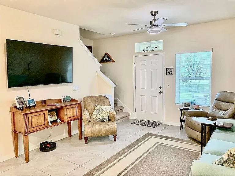 86560 Mainline Rd — Photo 3