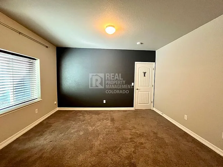 12767 Scenic Walk Dr — Photo 27