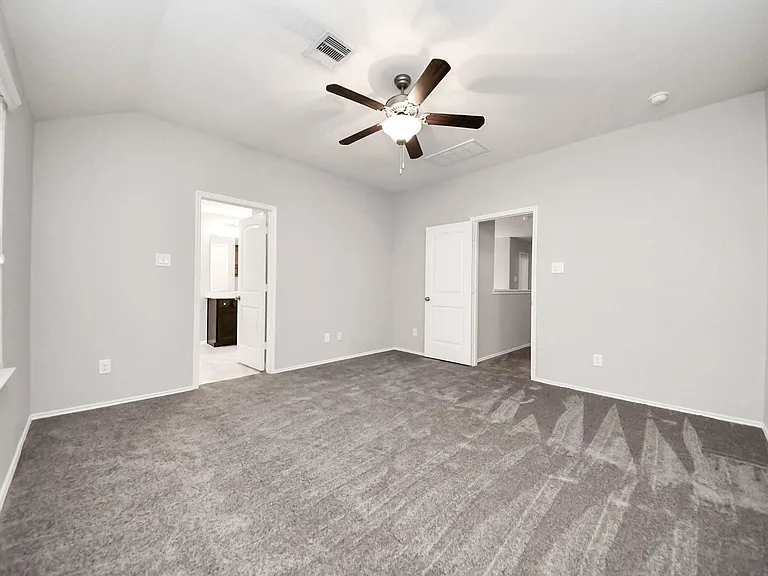 16130 Beachside Pl — Photo 35