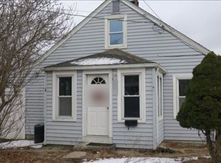 32 Smith St, Groton, CT 06340