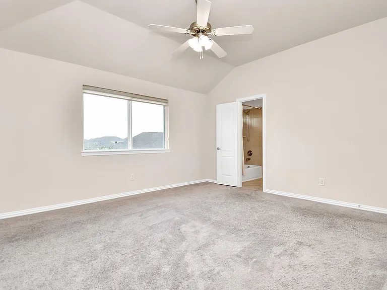2217 Windy Grove Dr — Photo 17