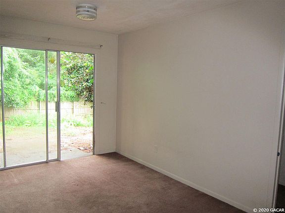 5th image of 3020 NW 79th Ct #B