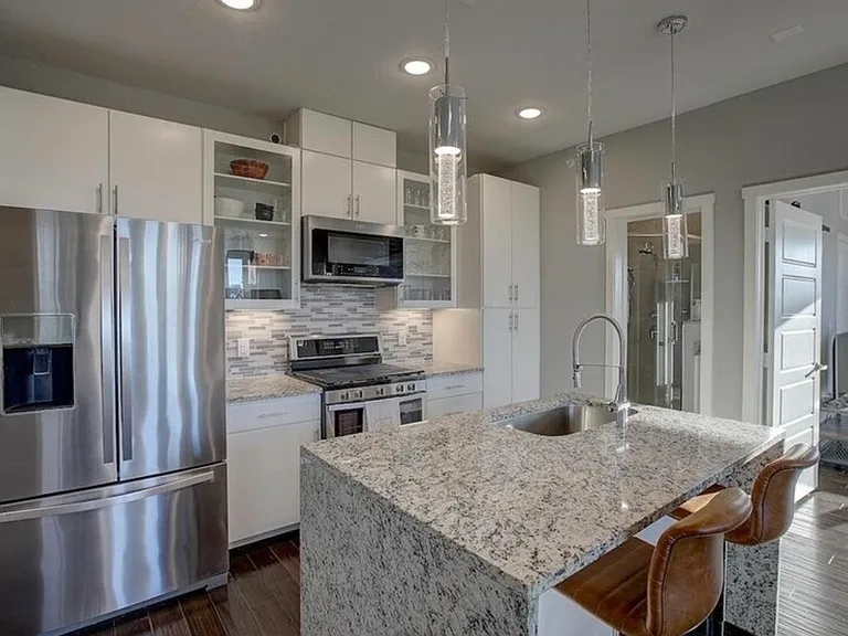 810 S Rock St #404 — Photo 11