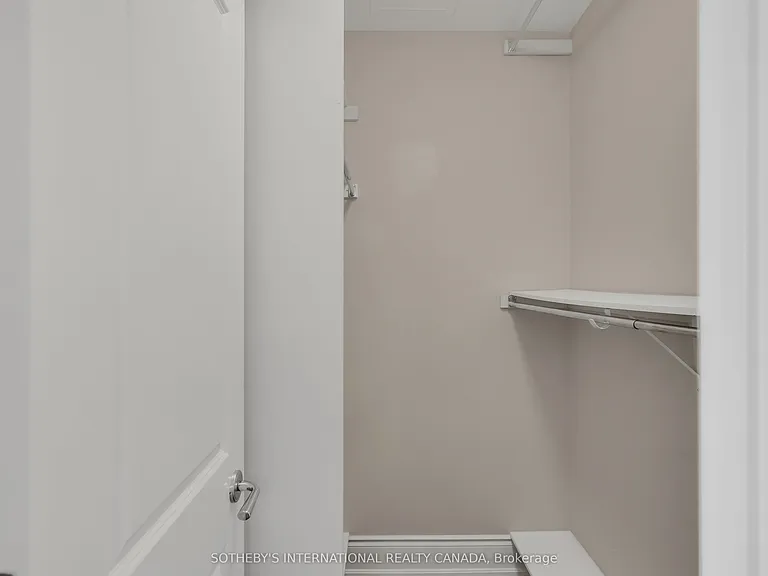 1717 Avenue Rd #604 — Photo 23