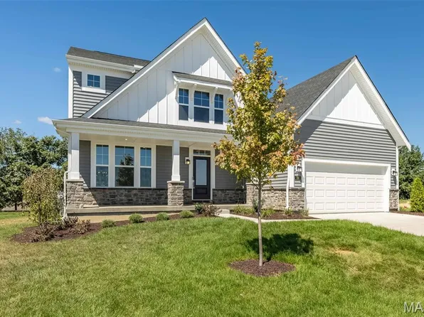 720 Watt Ln, Wentzville, MO 63385