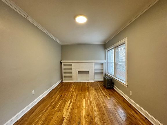2nd image of 4900-08 N Saint Louis Ave #2W