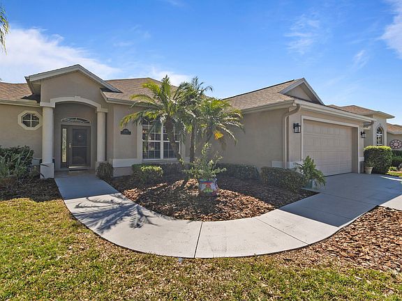 2nd image of 10490 Old Grove Cir