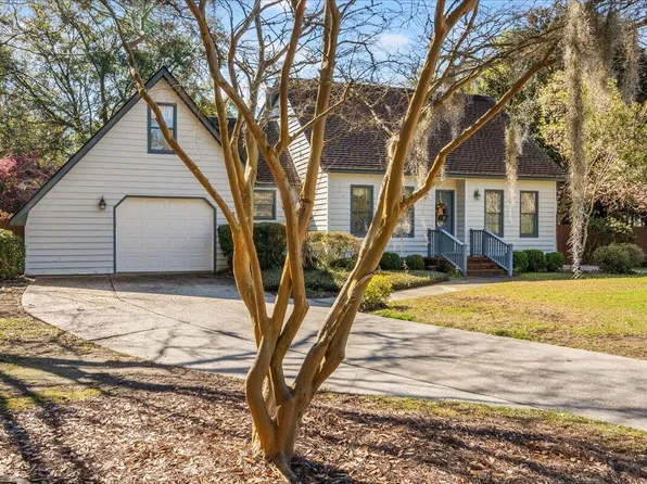 698 Whispering Marsh Dr, Charleston, SC 29412