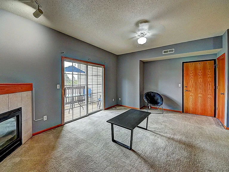 2824 Triple Crown Ln #6 — Photo 7