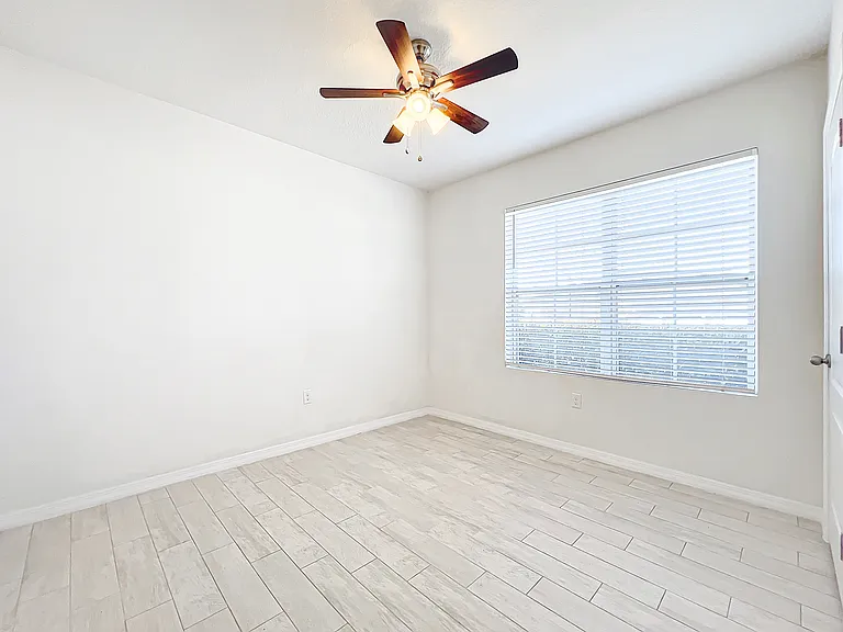 106 Saint Thomas Dr — Photo 11