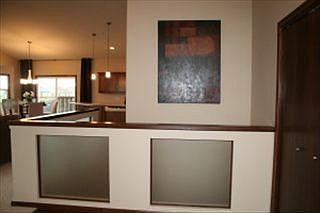3rd image of 524 35th Ave E