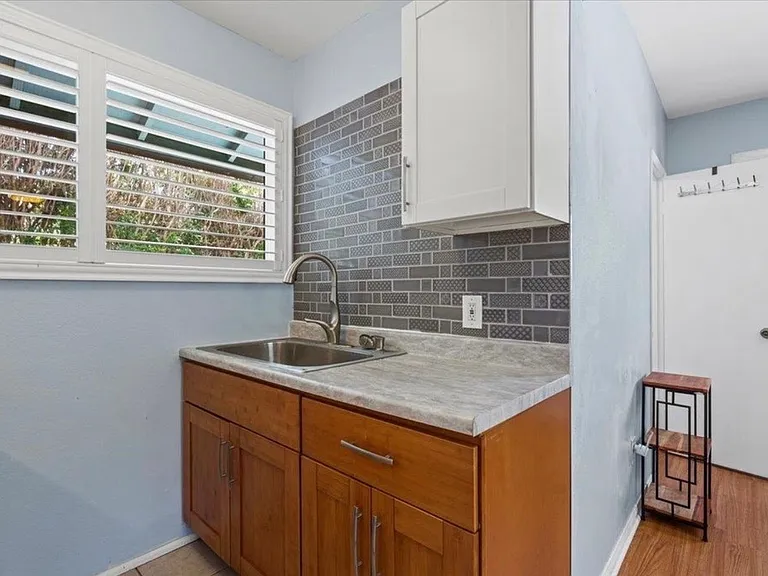 Mehani Cir — Photo 3