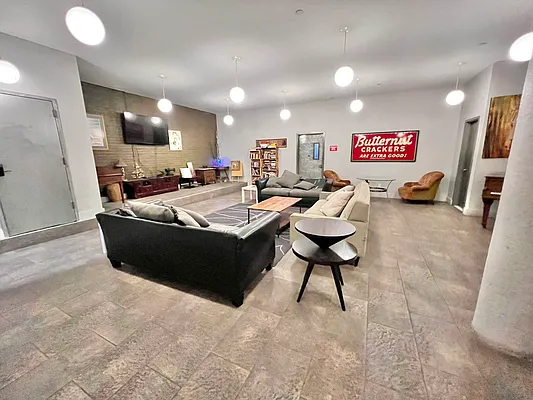 Rented by ERNY LLC | media 15