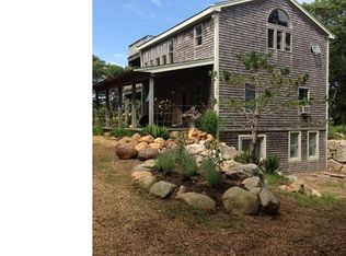 8 Sandcastle Ln, Aquinnah, MA 02535