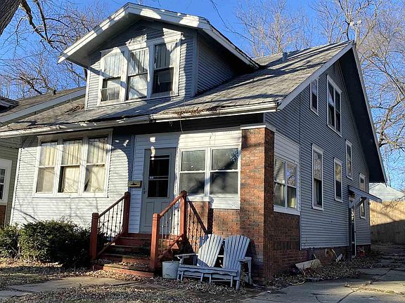 2nd image of 1109 E Nebraska Ave