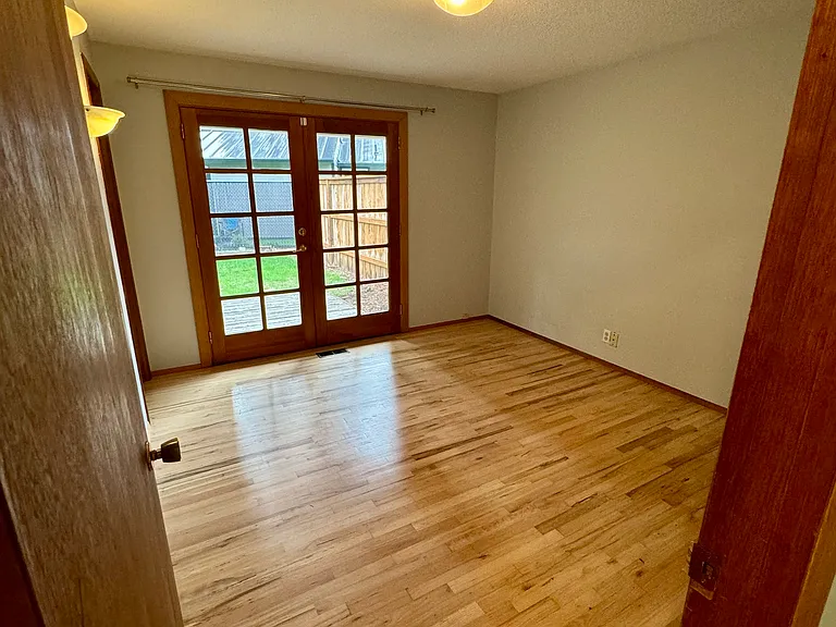 5626 SW Fernbrook Way — Photo 4