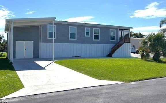 2nd image of 302 Shoreland Dr