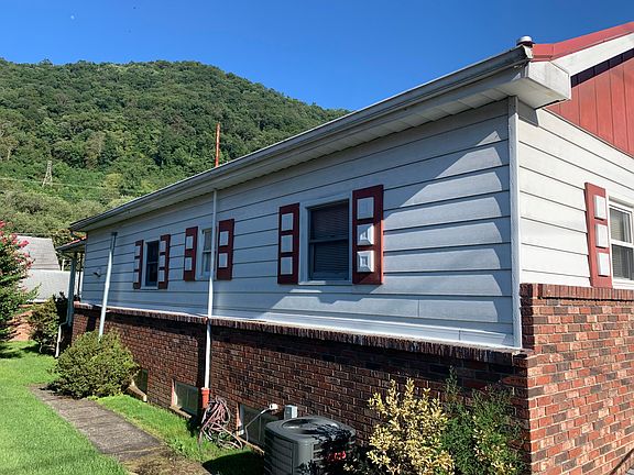 5th image of 275 Kanawha Ave