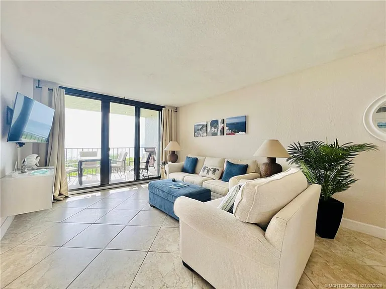 4250 N Highway A1A #302 — Photo 14