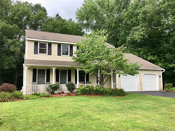 3rd image of 213 Walters Dr