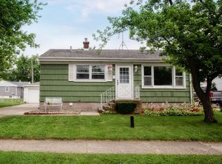 3235 Maple Dr, Highland, IN 46322