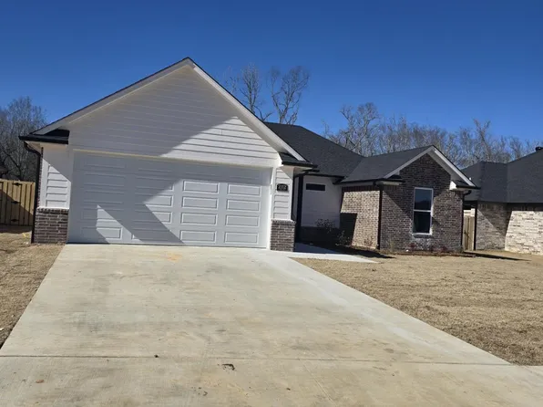 2102 Gavin Dr, Whitehouse, TX 75791