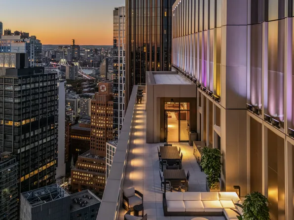 567 Fulton Street image 21 of 30