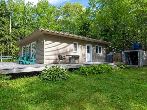 1127 Duck Pond Rd S, Black River Lake, NS B4P 2R1