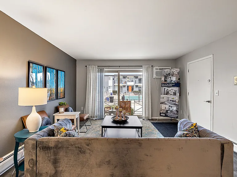 Arbor Haus Apartments - Ann Arbor, MI — Photo 12