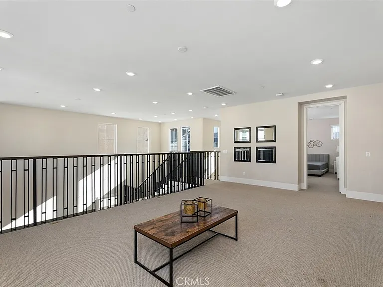 67 Ray — Photo 26