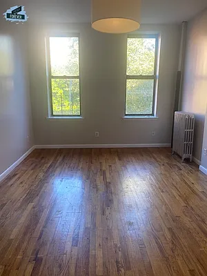 Rented by Fifth & Forever LLC | media 17