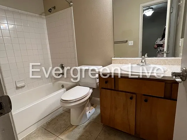 111 Barnsbury Ct — Photo 17